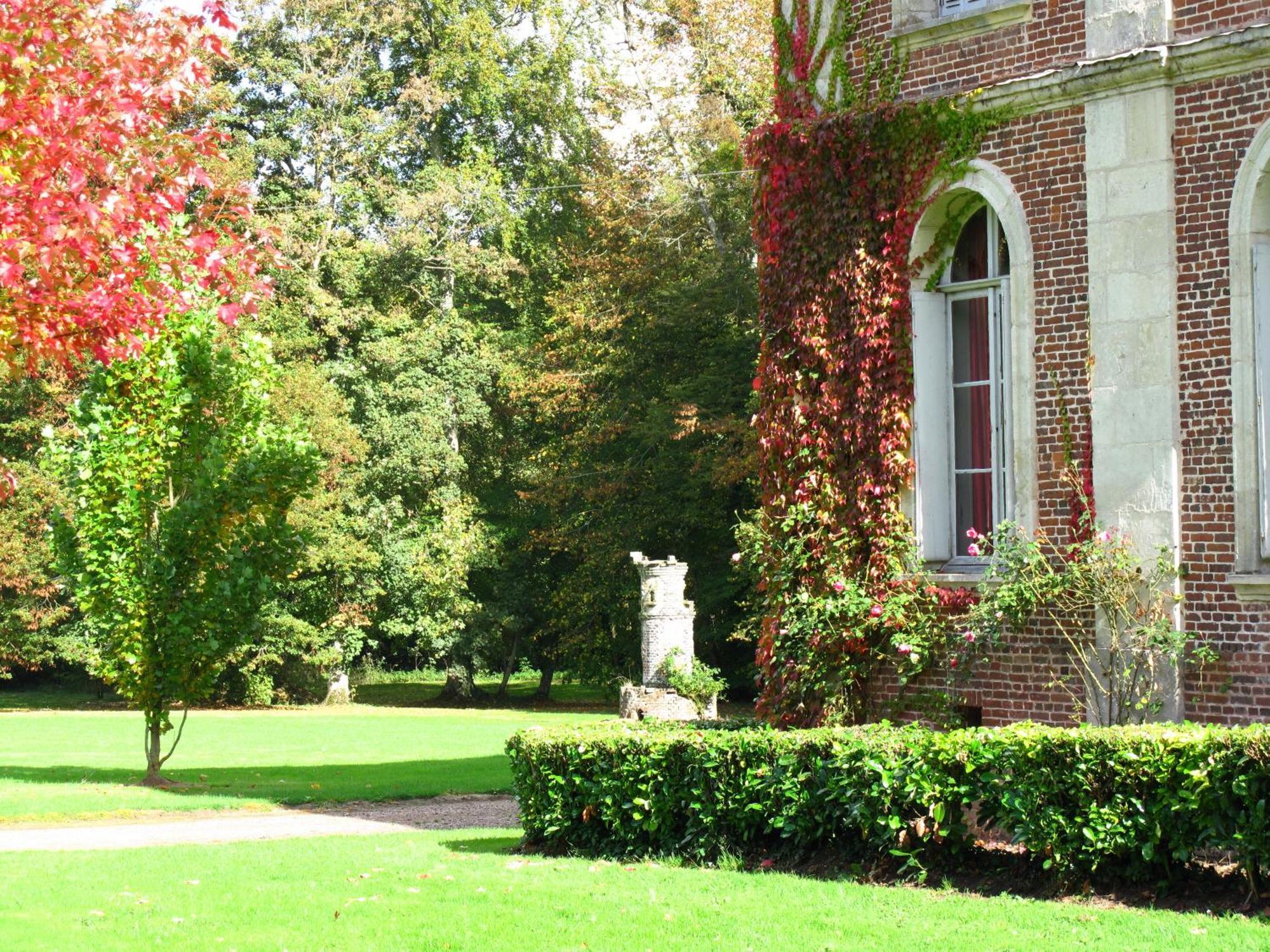 Domaine De La Cressonniere Bed & Breakfast Saint-Martin-de-Bienfaite-la-Cressonniere Exterior photo